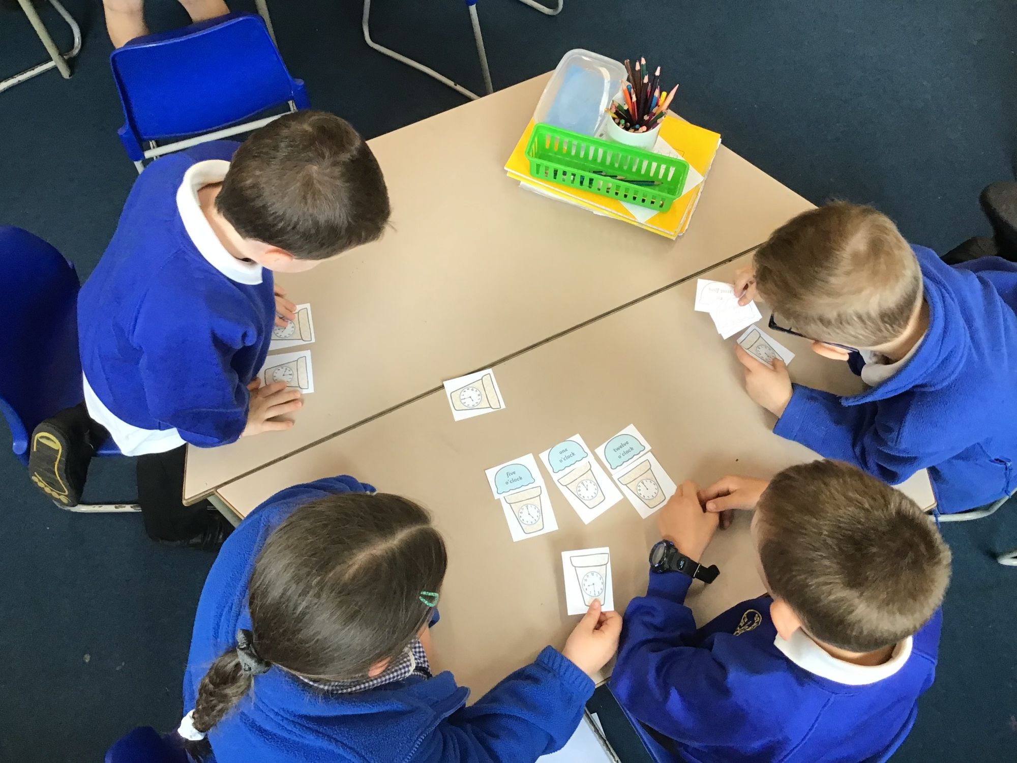 Children matching up the time